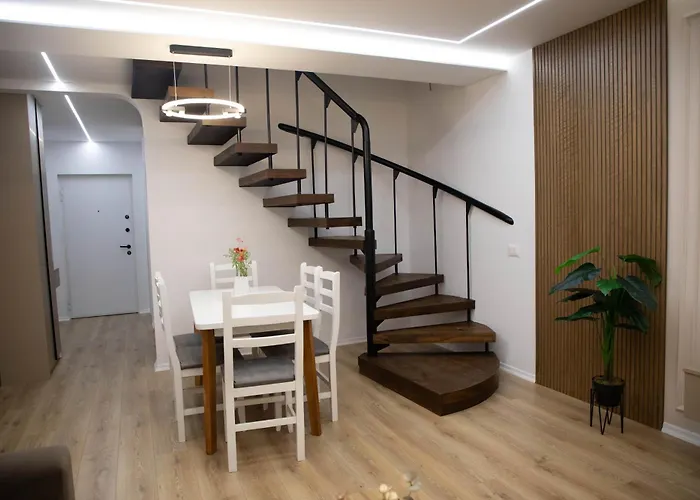 Central Continental Apartment