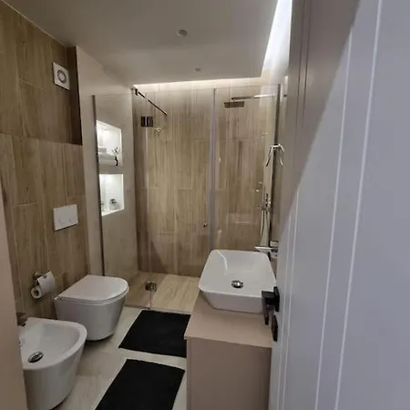 Central Continental Apartment Tirana Exterior photo