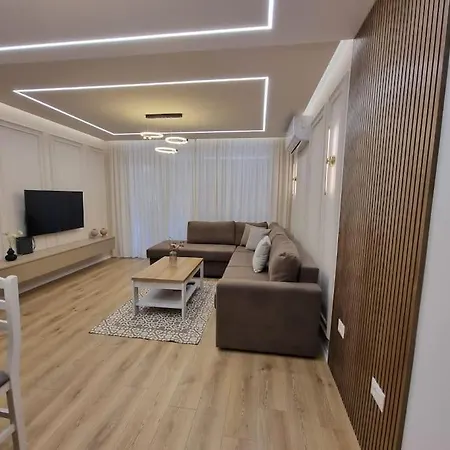 Central Continental Apartment Tirana Exterior photo